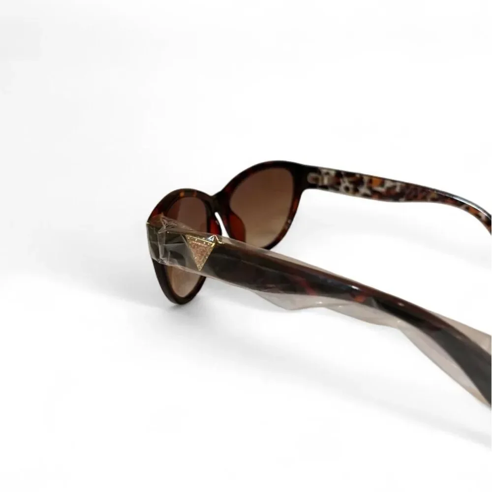 Guess brown tortoiseshell